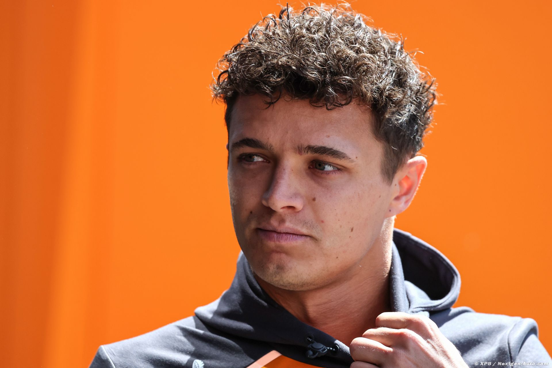 Lando Norris seems to have taken some valuable advice to heart. He is currently behind his composed and collected teammate Oscar Piastri in the world championship standings. He is often seen without any external influences, focusing solely on his performance for McLaren