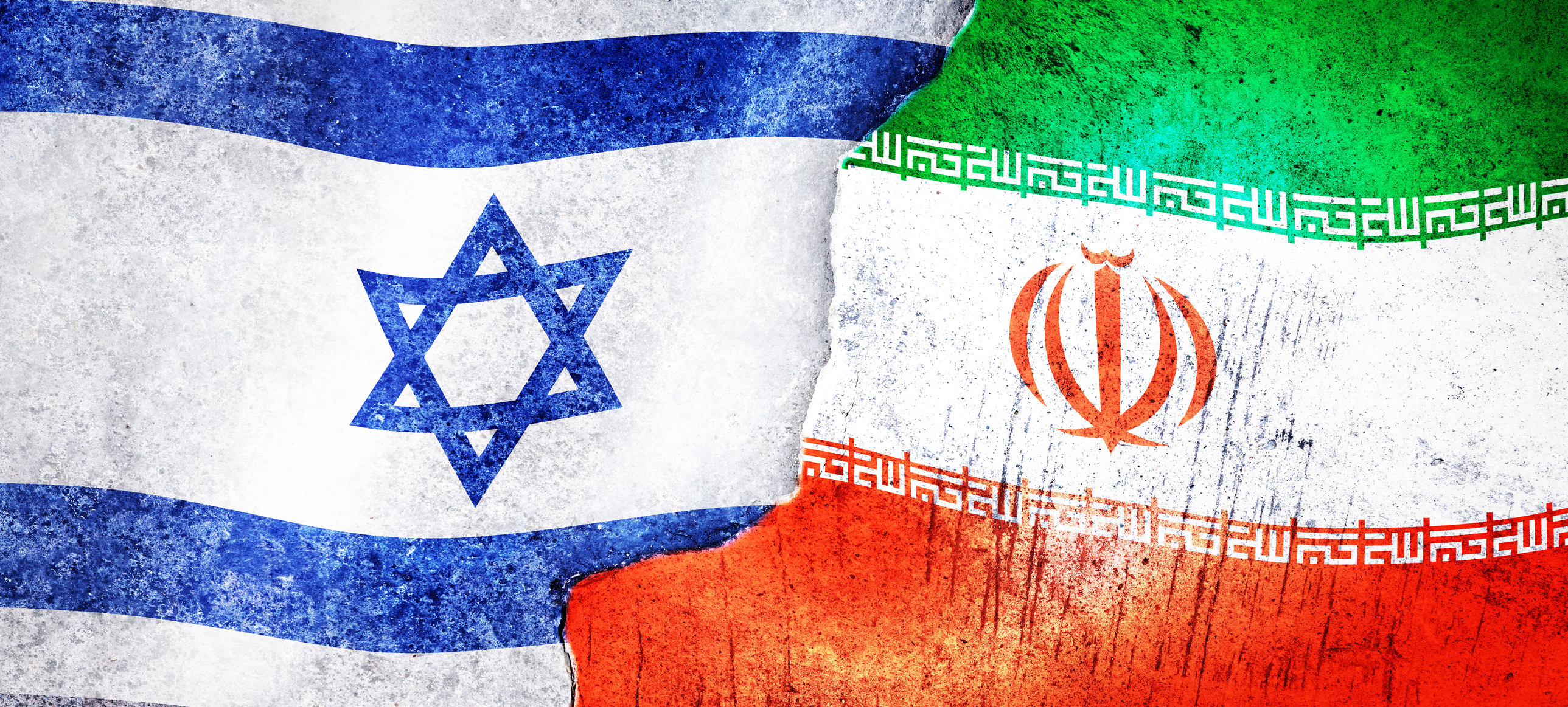 Amid ongoing nuclear negotiations between the US and Iran, reports have emerged of potential Israeli strike preparations. This development raises concerns about the stability of the region and the potential impact on the negotiations