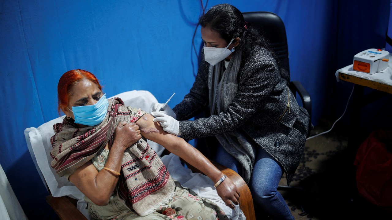 India reports over 6,000 active Covid cases, with Kerala being the most affected state. The government conducts mock drills to ensure preparedness in tackling the situation