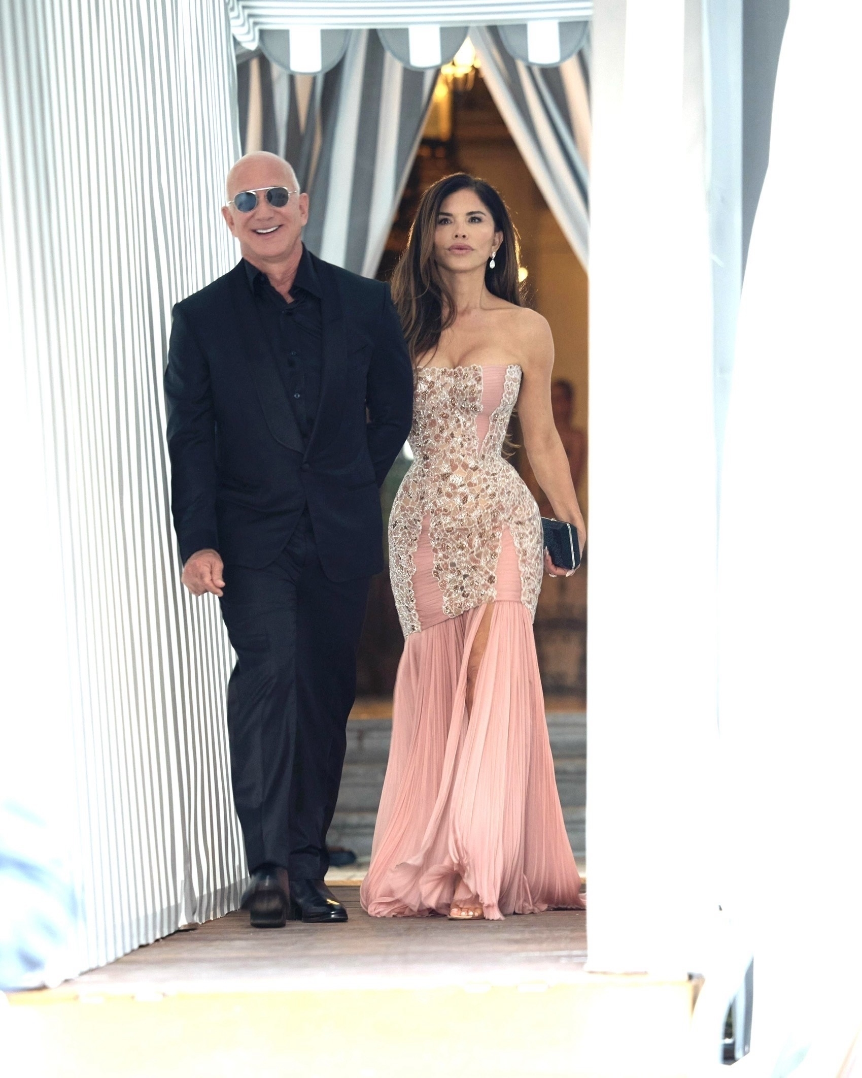 The fifth day of the extravagant wedding celebrations featured a glamorous pajama party, attended by a variety of notable guests. The night was filled with laughter, dancing, and delicious treats, making it a memorable and enjoyable event for all